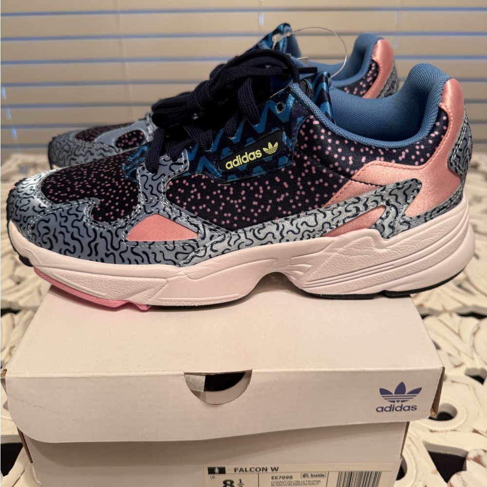 Adidas Falcon Women's Sneakers - Blue and Pink size 8.5 NIB - Picture 4 of 8